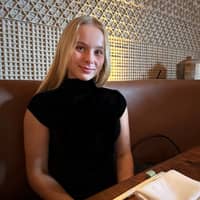 Sitter Profile Image: Lily E.