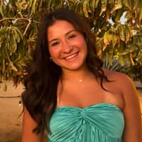 Sitter Profile Image: Mia G.