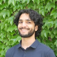 Sitter Profile Image: Shawn P.