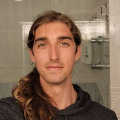 Sitter Profile Image: Andrew R.