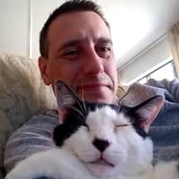 Sitter Profile Image: Gary R.