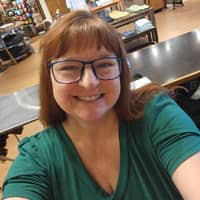 Sitter Profile Image: Donna M.