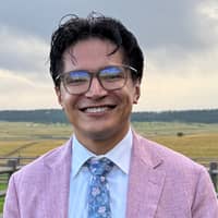 Sitter Profile Image: Ricardo F.