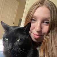 Sitter Profile Image: Julia M.