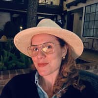 Sitter Profile Image: Sabrina R.