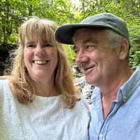 Sitter Profile Image: Debbie m.