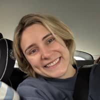 Sitter Profile Image: Hillary S.