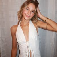 Sitter Profile Image: Elizabeth L.