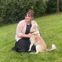 Sitter Profile Image: Taylor B.