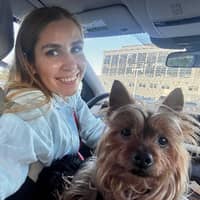 Sitter Profile Image: Lida B.