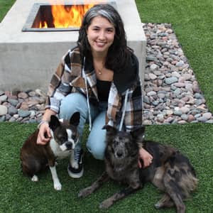 Sitter Profile Image: Paula B.