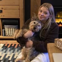 Sitter Profile Image: Becky J.