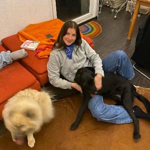 Sitter Profile Image: Coralie G.