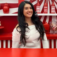 Sitter Profile Image: Rosa V.