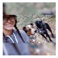 Sitter Profile Image: Simone L.