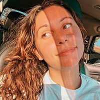 Sitter Profile Image: Olivia L.