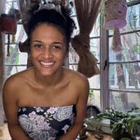 Sitter Profile Image: Jonelyn G.