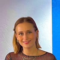 Sitter Profile Image: Anna Luiza M.