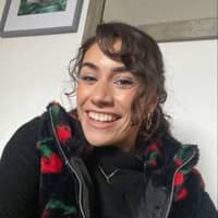 Sitter Profile Image: Jemma P.