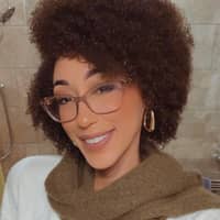 Sitter Profile Image: Chelsi D.