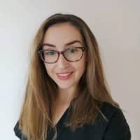 Sitter Profile Image: cara F.