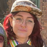 Sitter Profile Image: Ren M.