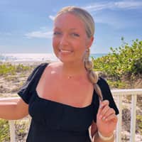 Sitter Profile Image: Abbigail M.