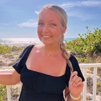 Sitter Profile Image: Abbigail M.