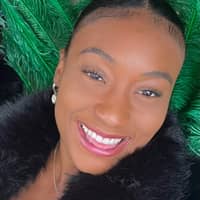 Sitter Profile Image: Harlyn H.