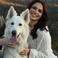 Sitter Profile Image: Bella K.