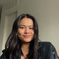 Sitter Profile Image: Jenny O.