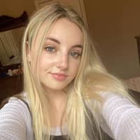 Sitter Profile Image: Gracey D.