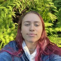 Sitter Profile Image: Teagan E.