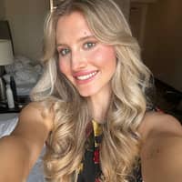 Sitter Profile Image: Sydney B.