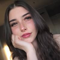 Sitter Profile Image: Frida G.