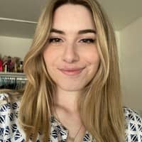 Sitter Profile Image: Sarah G.