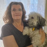 Sitter Profile Image: Stacey S.