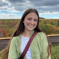 Sitter Profile Image: Zoe K.