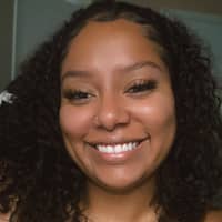 Sitter Profile Image: Isabella D.