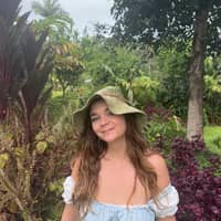 Sitter Profile Image: Kelly B.