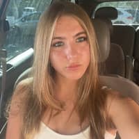 Sitter Profile Image: Tindra E.