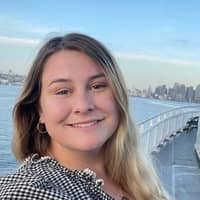 Sitter Profile Image: Paige K.