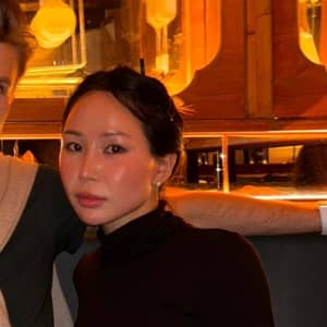 Sitter Profile Image: Eun Bee S.