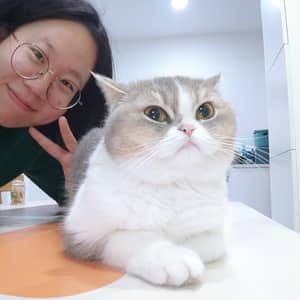 Sitter Profile Image: Xiaofei Y.
