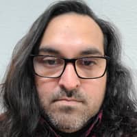 Sitter Profile Image: Hugo S.