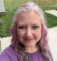 Sitter Profile Image: Joanna E.