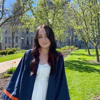 Sitter Profile Image: Danielle W.