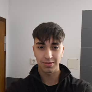 Sitter Profile Image: Luca S.