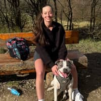 Sitter Profile Image: Darcy S.