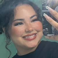 Sitter Profile Image: Helen M.